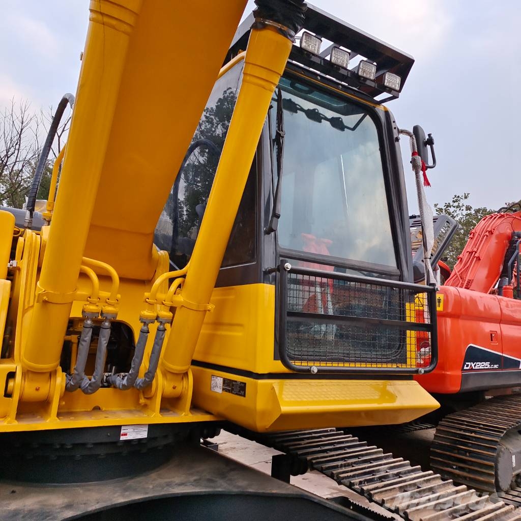 Komatsu PC 210-8 - China Largest Supplier Vikšriniai ekskavatoriai