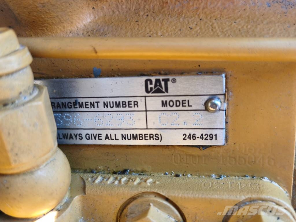 CAT 216 B 3 Ładowarki burtowe
