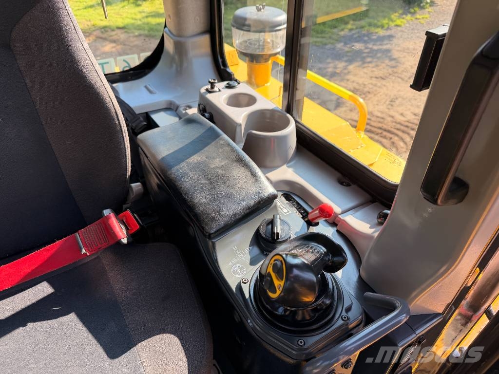 Komatsu D 65 PX-18 E0 Vikšriniai buldozeriai