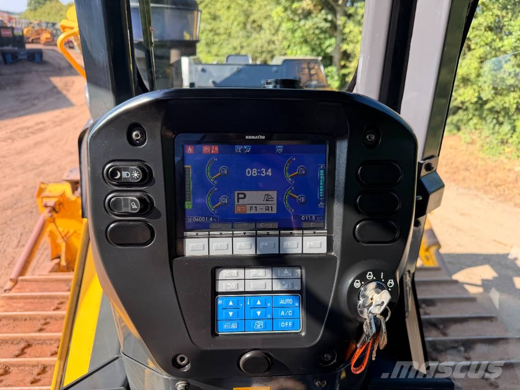 Komatsu D 65 PX-18 E0 Vikšriniai buldozeriai