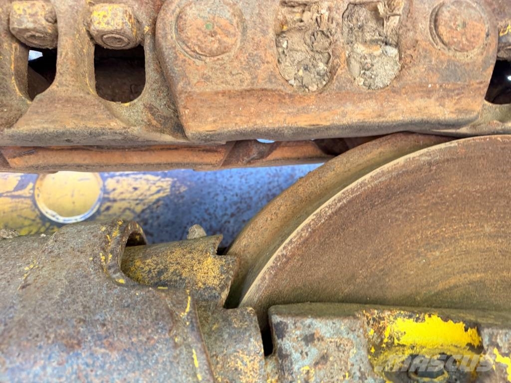 Komatsu D 65 PX-18 E0 Vikšriniai buldozeriai
