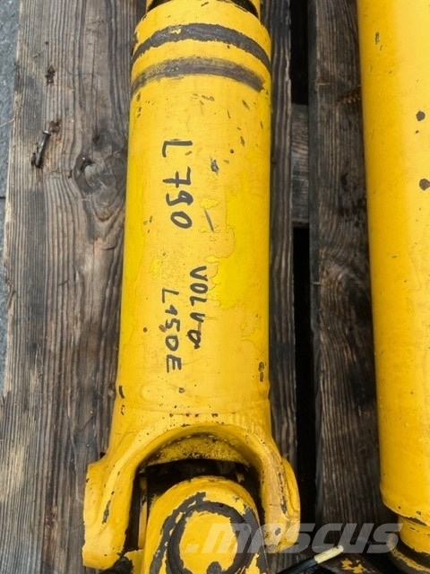 Volvo L 150 E CARDAN COMPLET Axles