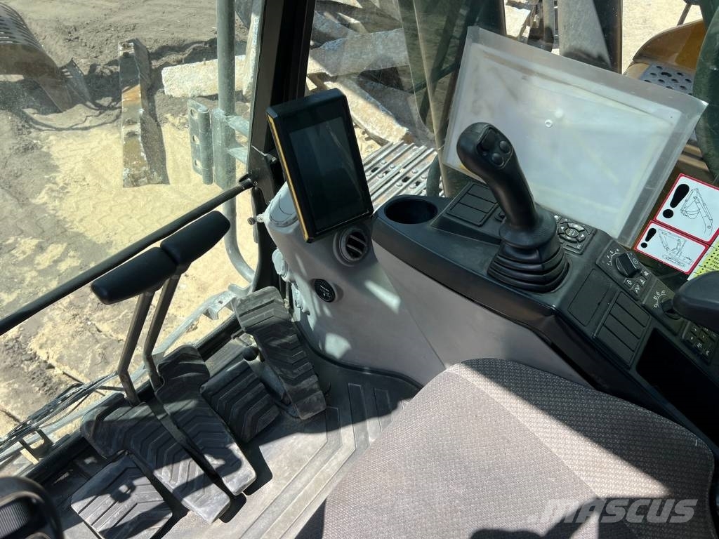Volvo EC 220 DL 履带挖掘机