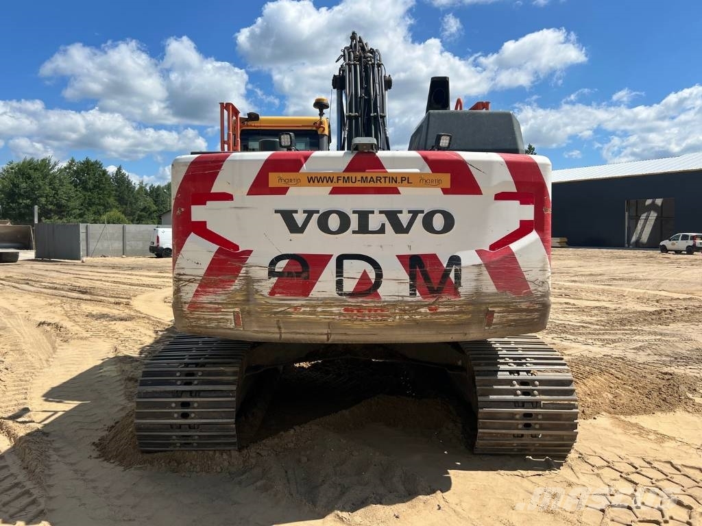 Volvo EC 220 DL 履带挖掘机