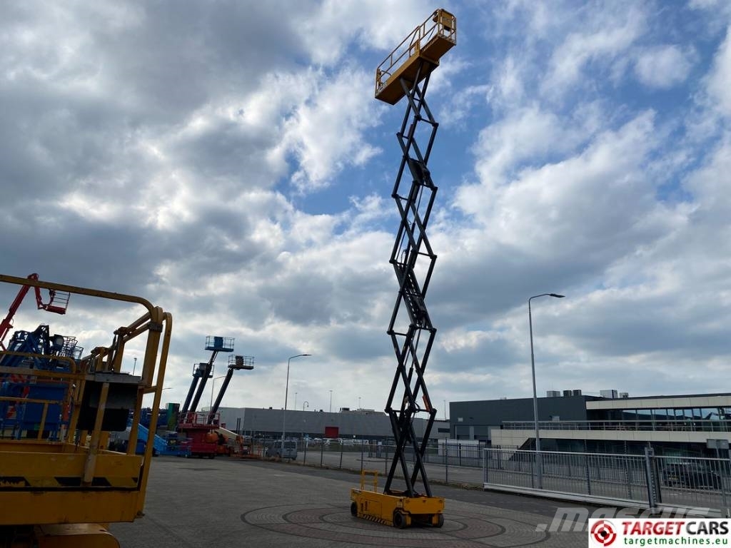 JCB S4550E Electric Scissor Work Lift 1580cm Nacelle ciseaux