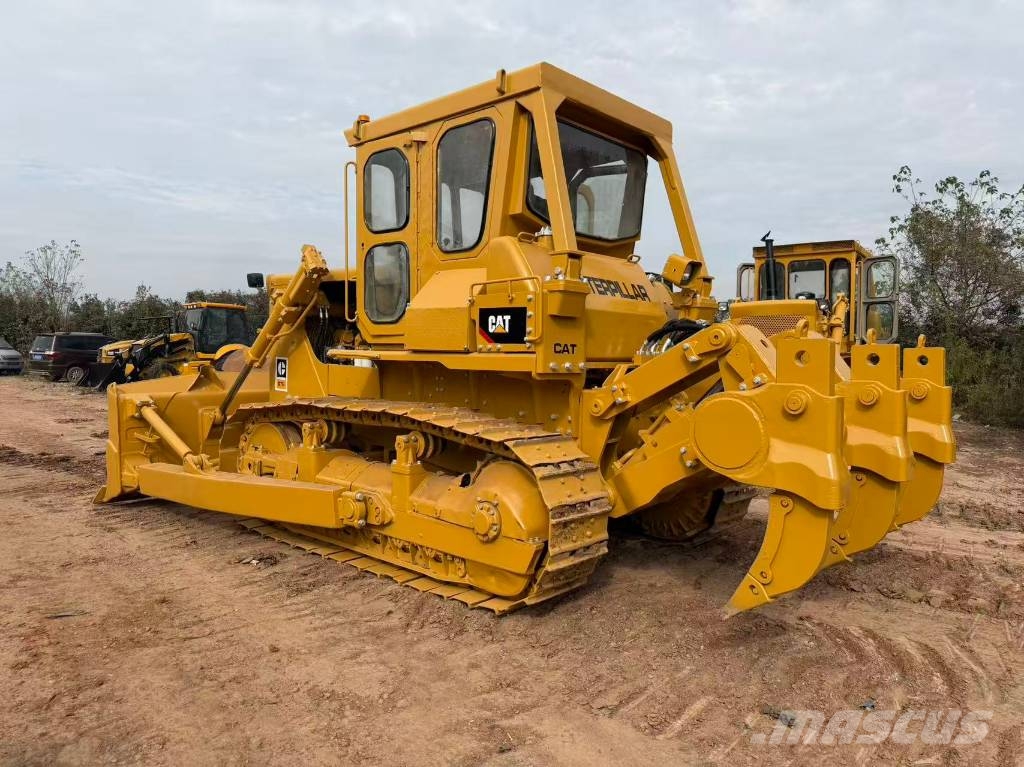 CAT D7G Crawler dozers