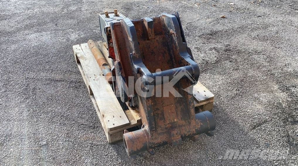 Montabert Brise Roche Hydraulique Escavadeiras de rodas