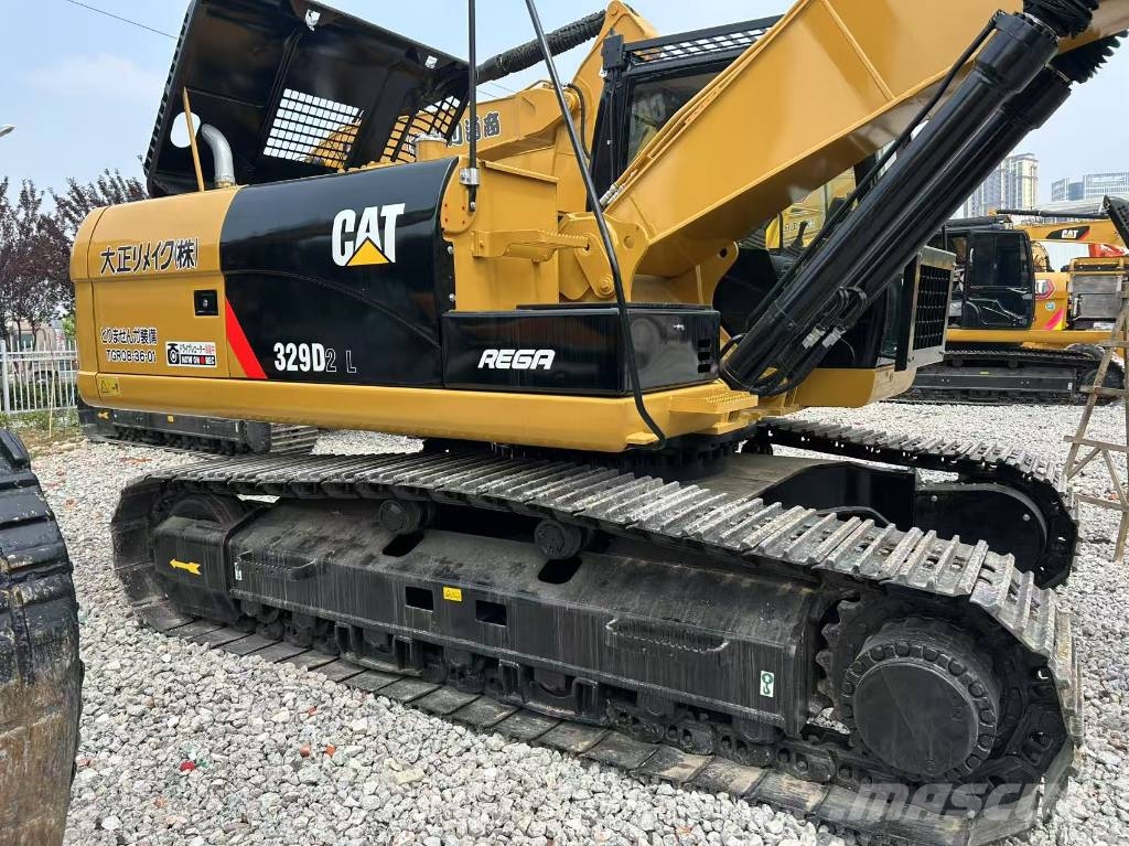 CAT 329D2L Materialumschlag