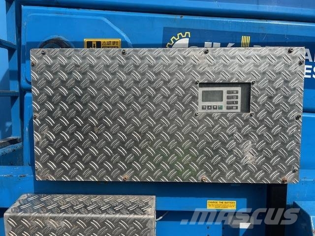 HAB S320-12E4wds | 2015 剪叉式升降机