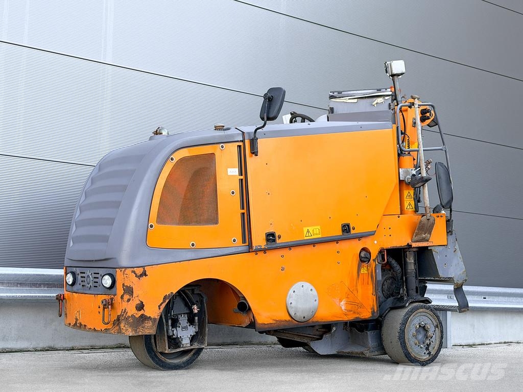 Wirtgen W 50 DC Fraiseuse à froid