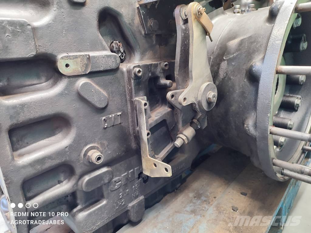 Steyr Differential 84371440 Steyr 6175 CVT Getriebe