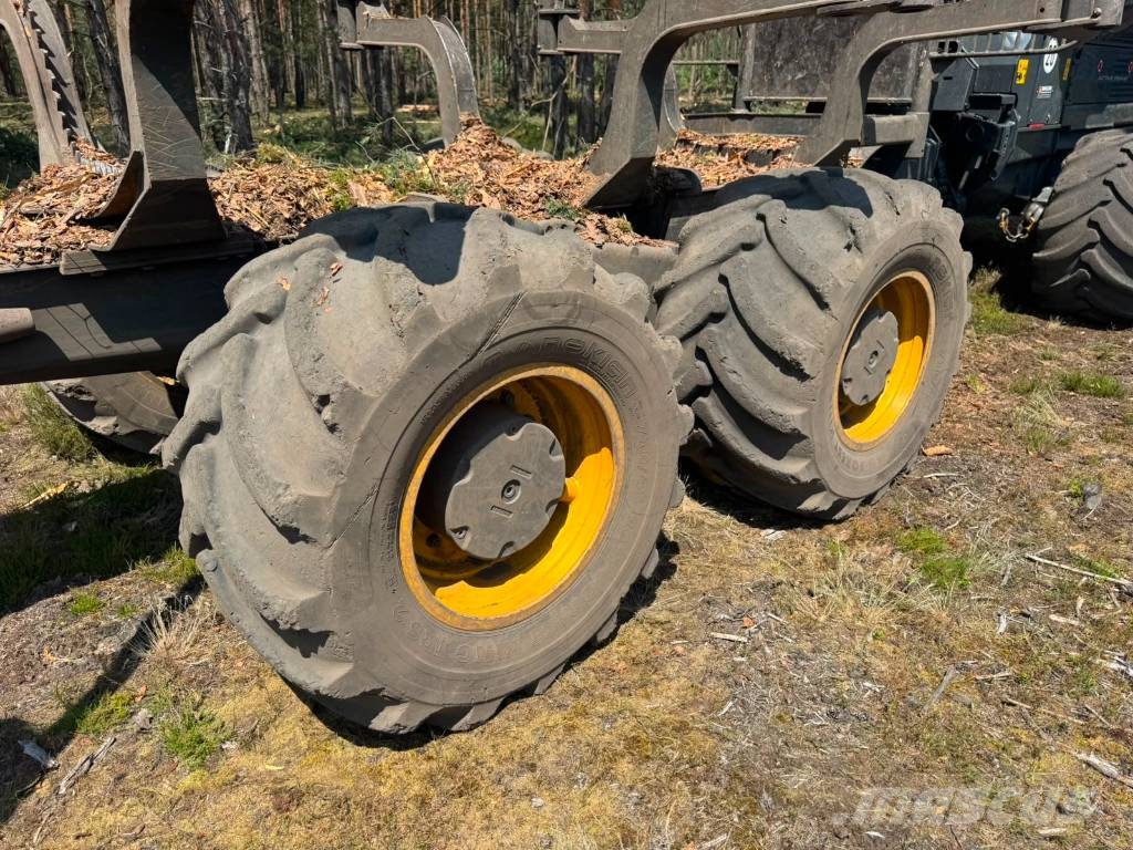 Ponsse Bison Vyvážecí traktory