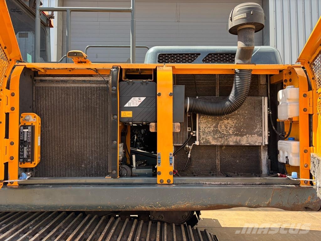 Hyundai HX330 Excavatoare pe șenile