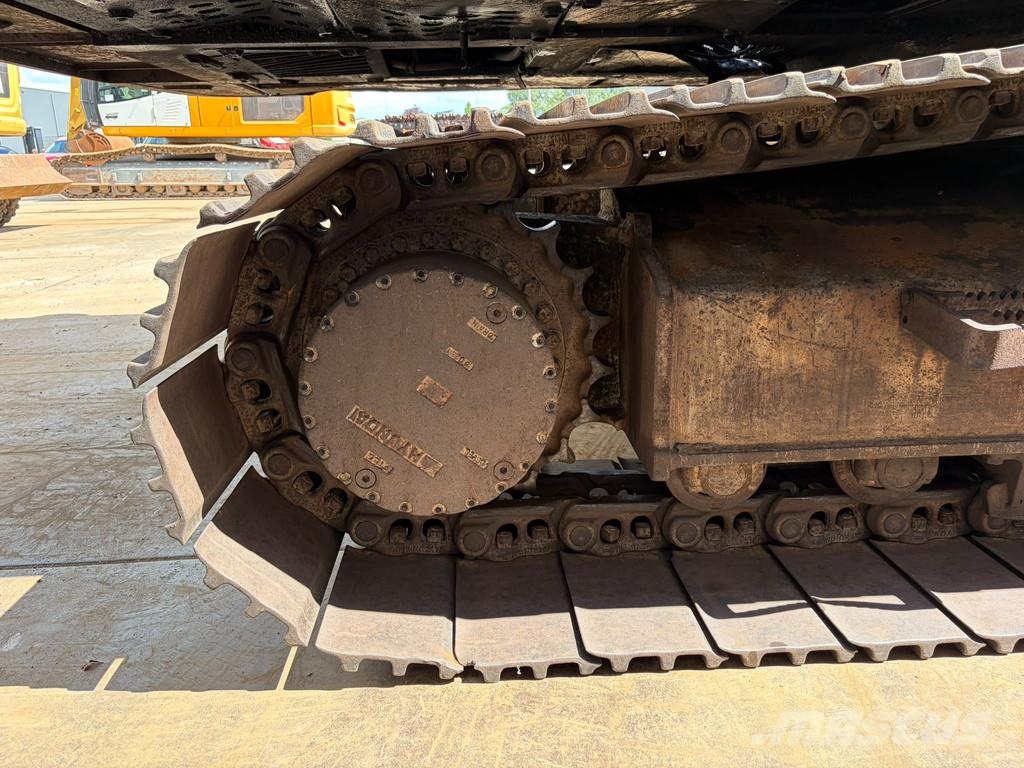Hyundai HX330 Excavatoare pe șenile