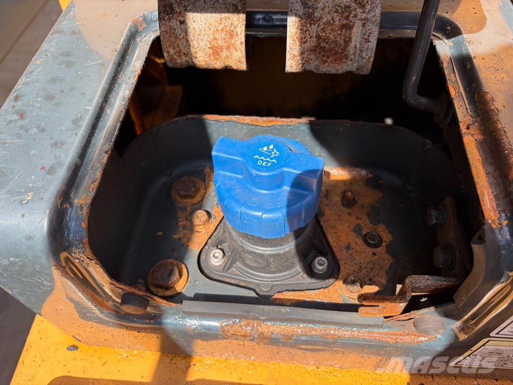 Hyundai HX330 Excavatoare pe șenile
