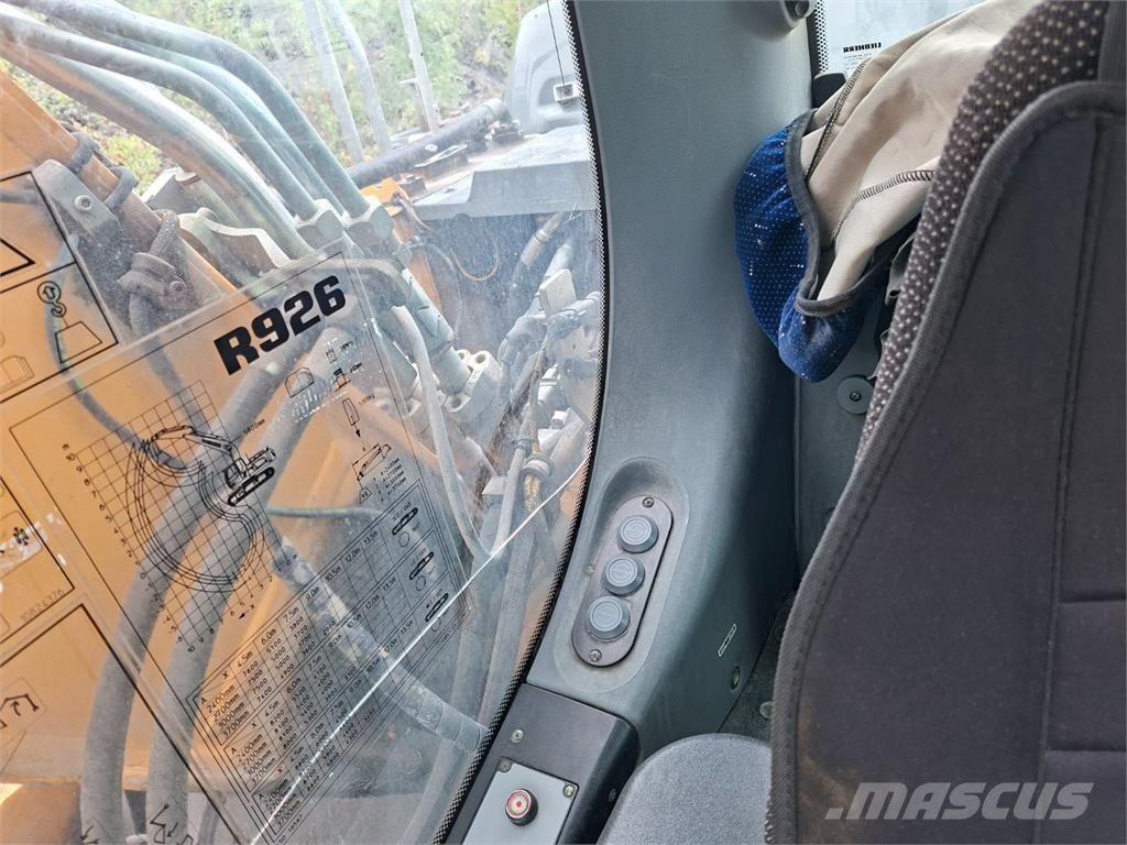 Liebherr R 926 LC Iné