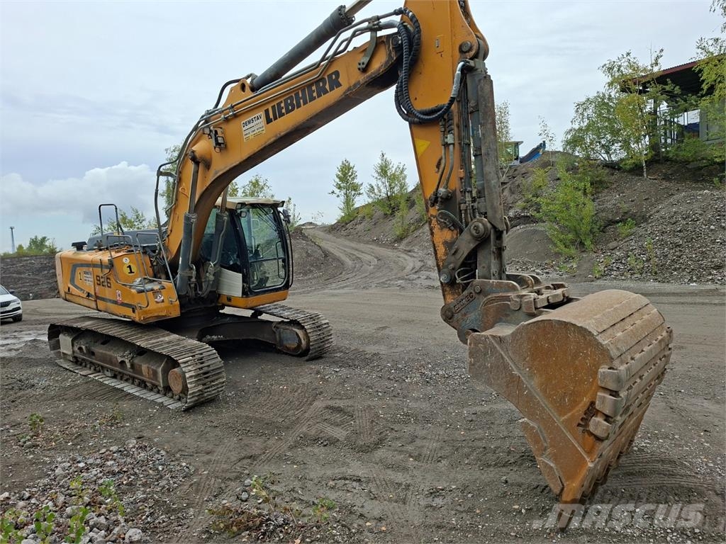 Liebherr R 926 LC Iné