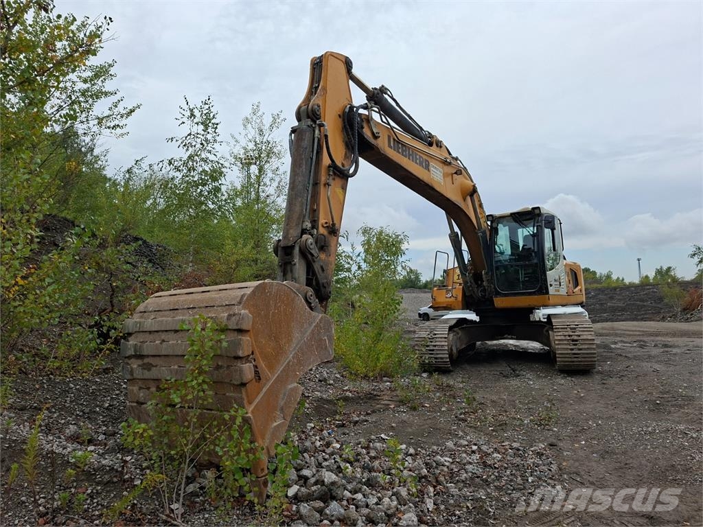 Liebherr R 926 LC Iné