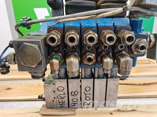 Merlo 40.18 Roto hydraulic distributor Hydraulika