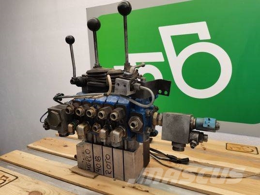 Merlo 40.18 Roto hydraulic distributor Hydraulika