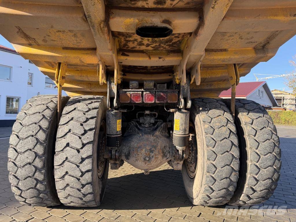 Komatsu HD405-7 Dumper a telaio rigido