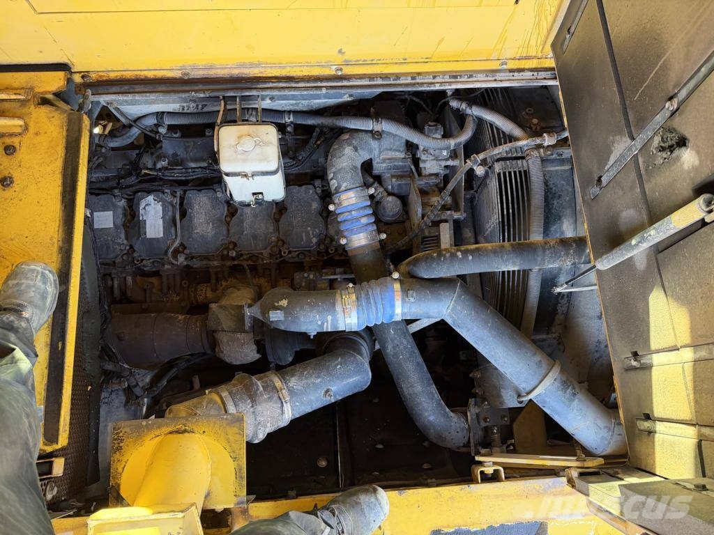 Komatsu HD405-7 Dumper a telaio rigido