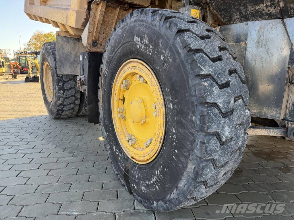 Komatsu HD405-7 Dumper a telaio rigido