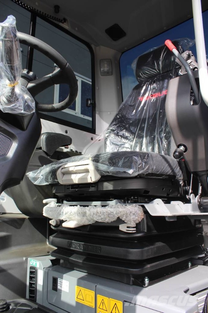 Takeuchi TB 395 W Wheeled excavators