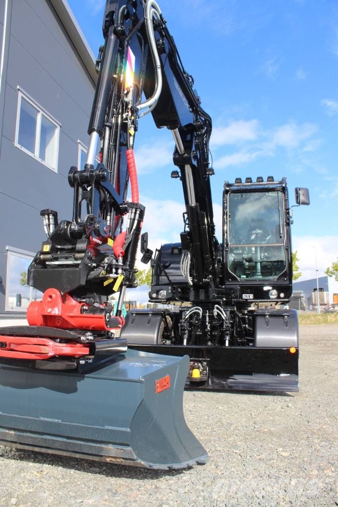 Takeuchi TB 395 W Wheeled excavators