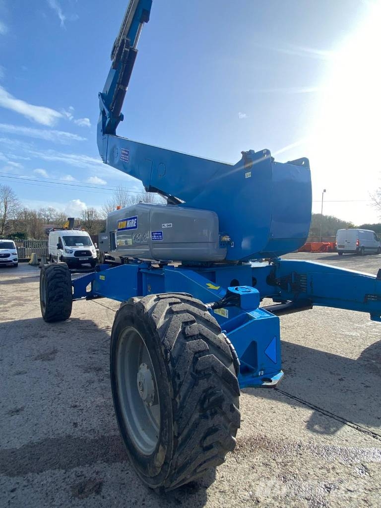 Genie ZX 135/70 Plataformas con brazo de elevación manual