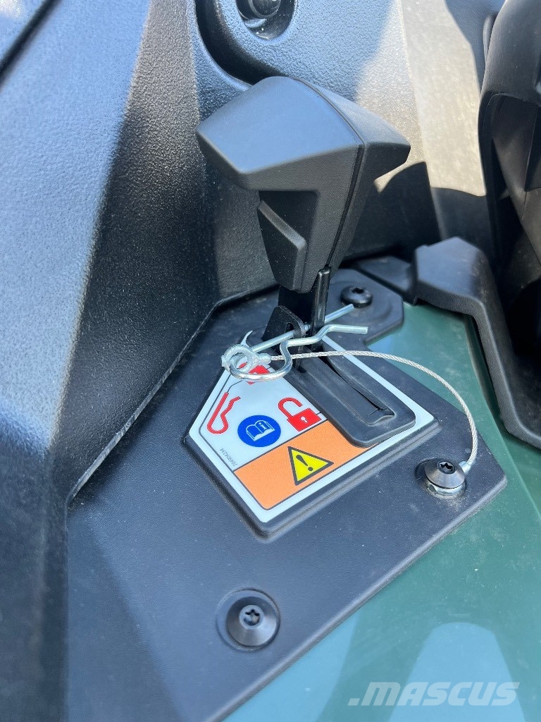 Can-am Outlander MAX 6x6 XU+ 650cc مركبات لجميع التضاريس