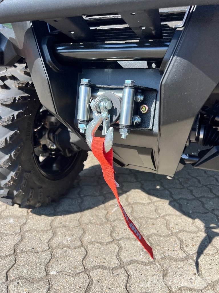 Can-am Outlander MAX 6x6 XU+ 650cc مركبات لجميع التضاريس