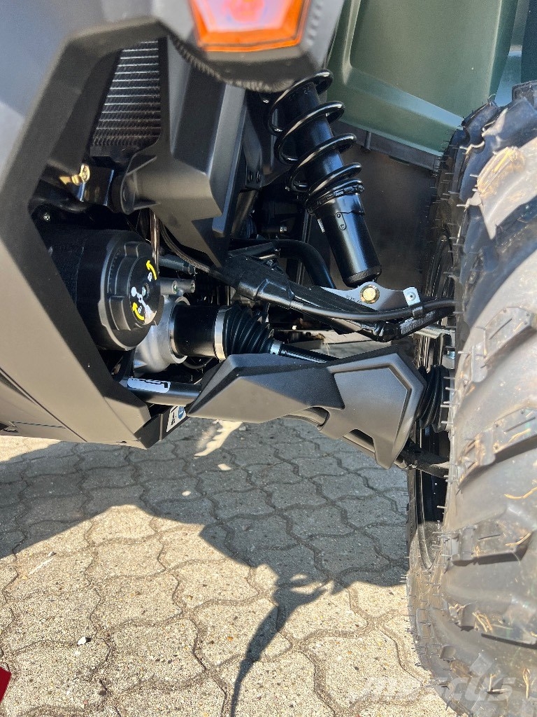 Can-am Outlander MAX 6x6 XU+ 650cc مركبات لجميع التضاريس