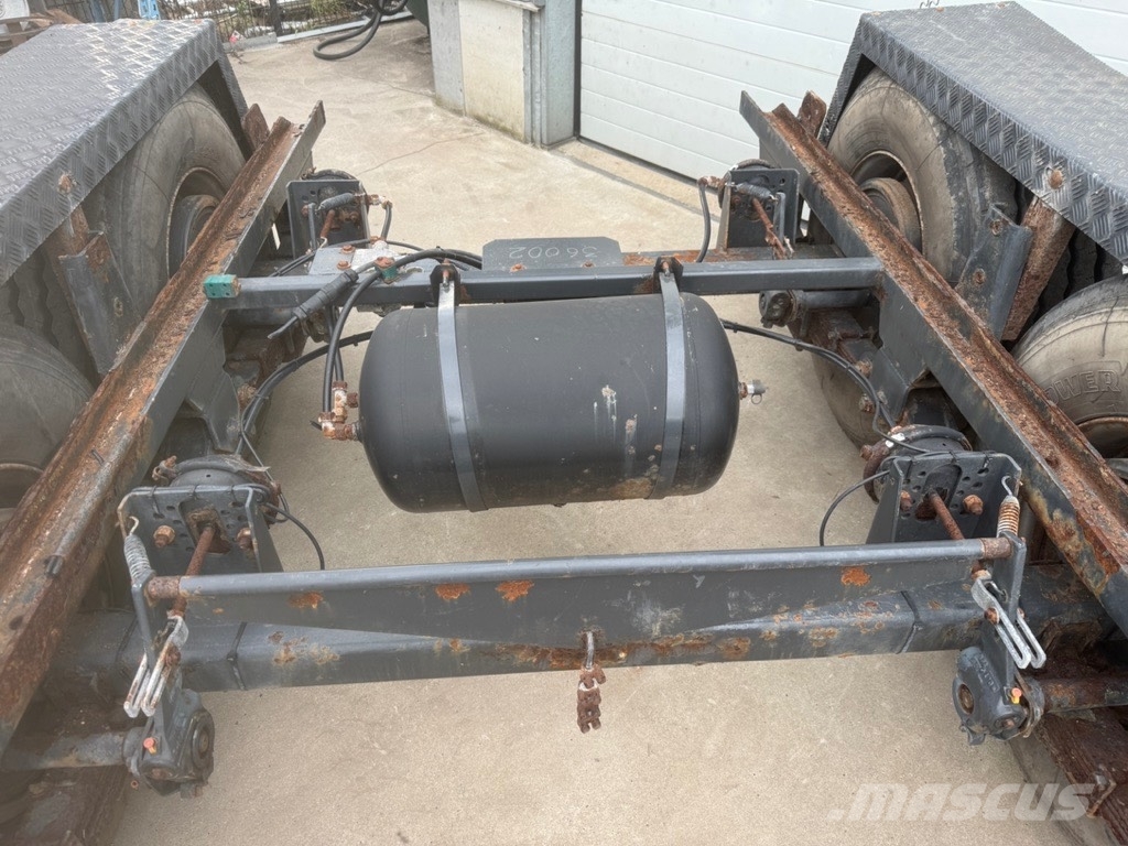 ADR axle unit ADR 16 T trailer axle unit 385/65 R2 Осі