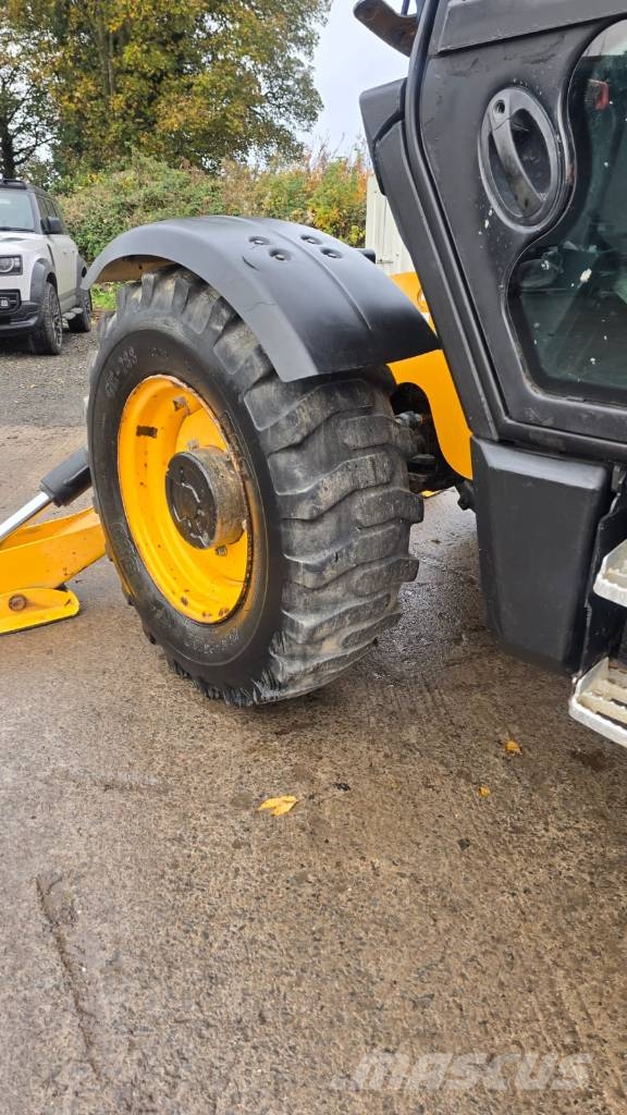 JCB 535-140 Telescopic handlers