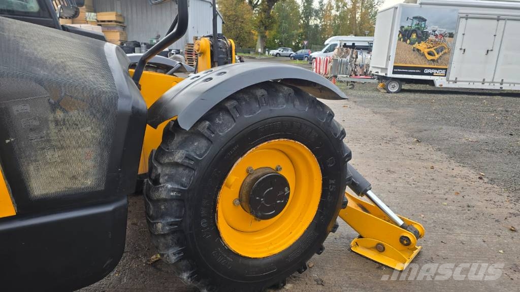JCB 535-140 Telescopic handlers
