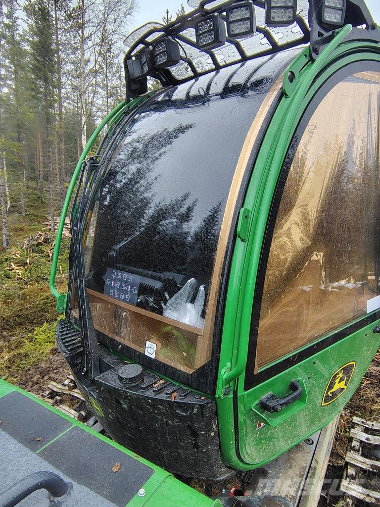 John Deere 1210 G Kuormatraktorit