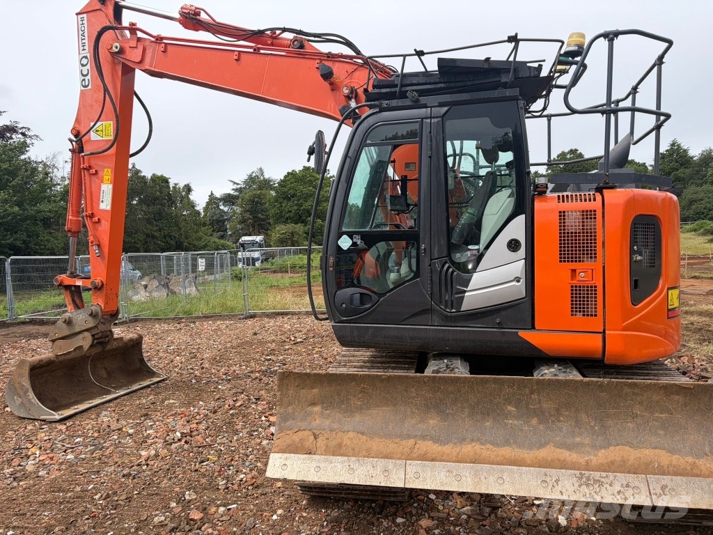 ぎゅく Hitachi ZX 135 US-6, 2019, Marea Britanie - Folosit excavatoare pe