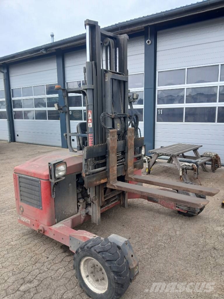 Moffett M4 25.4 NX Dizelski viličarji