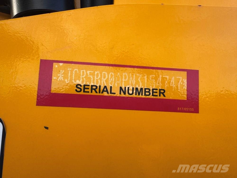 JCB 560-80 WASTEMASTER LOADALL مناولات متداخلة