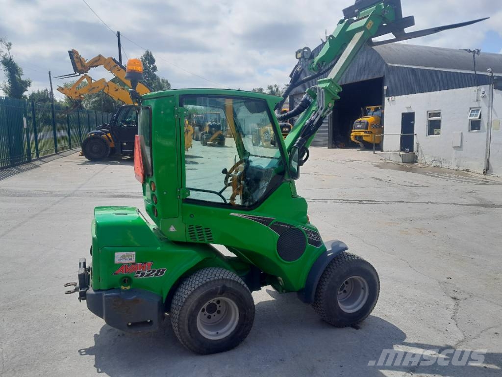 Avant M 528 E Mini nakladalci