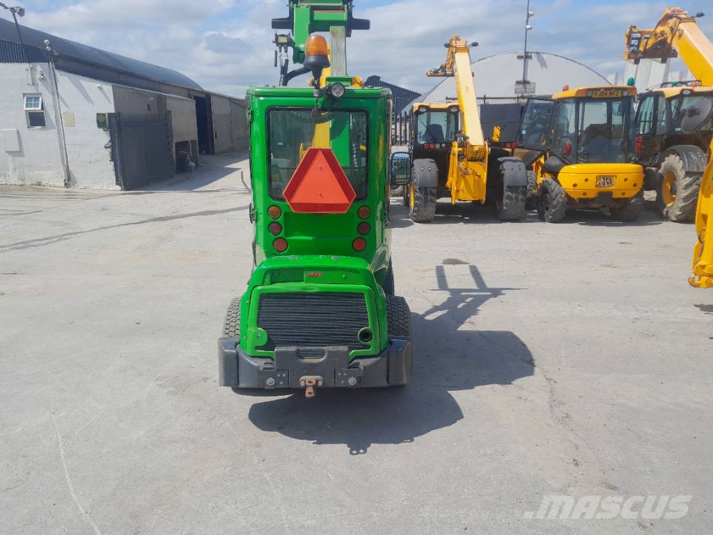Avant M 528 E Mini nakladalci