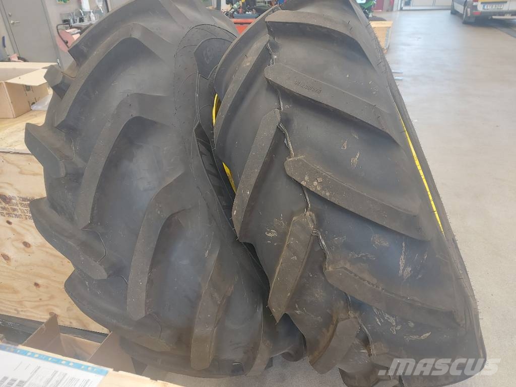 Michelin Kompletta hjul VF 520/80R26 Reifen