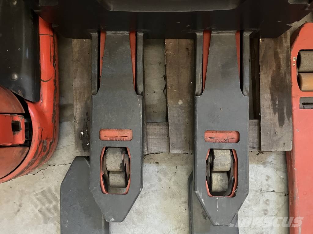 Linde L14 /372/ SHORT LEGS V-1052 OB Χειροκίνητα παλετοφόρα