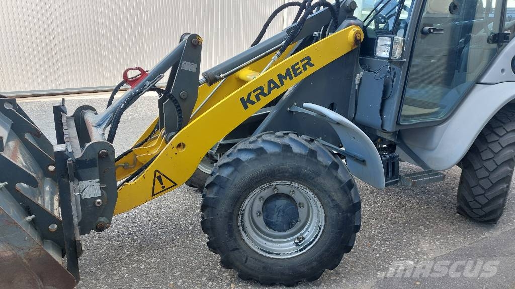 Kramer 5075 / 2x stock Wielladers