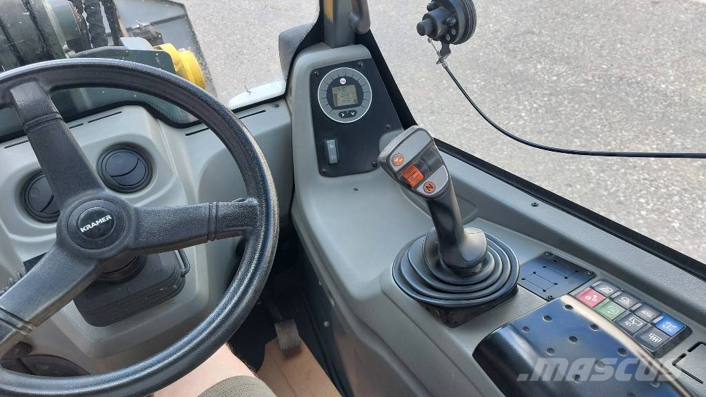 Kramer 5075 / 2x stock Wielladers