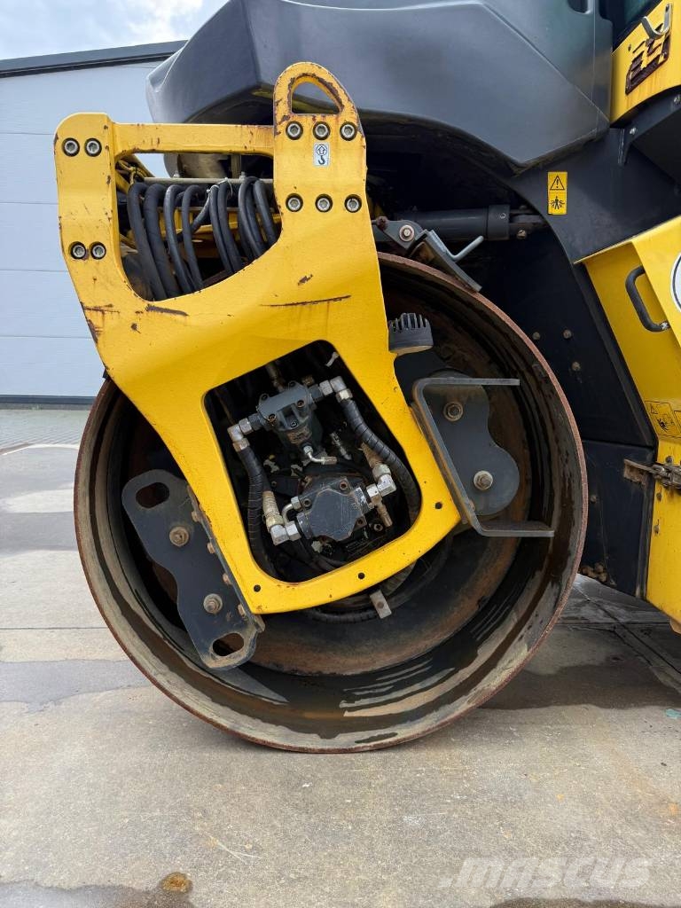 Bomag BW 154 A P-4 AM Twin drum rollers