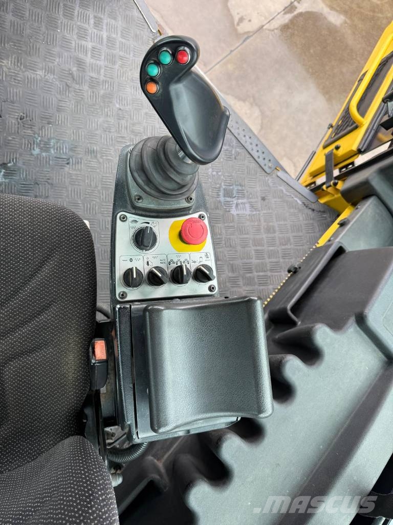 Bomag BW 154 A P-4 AM Twin drum rollers