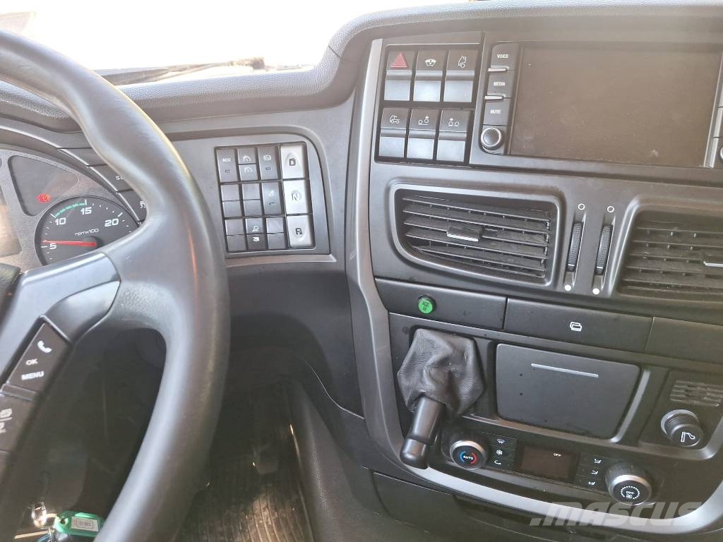 Iveco Stralis 260 S42 Camiones portavehículos