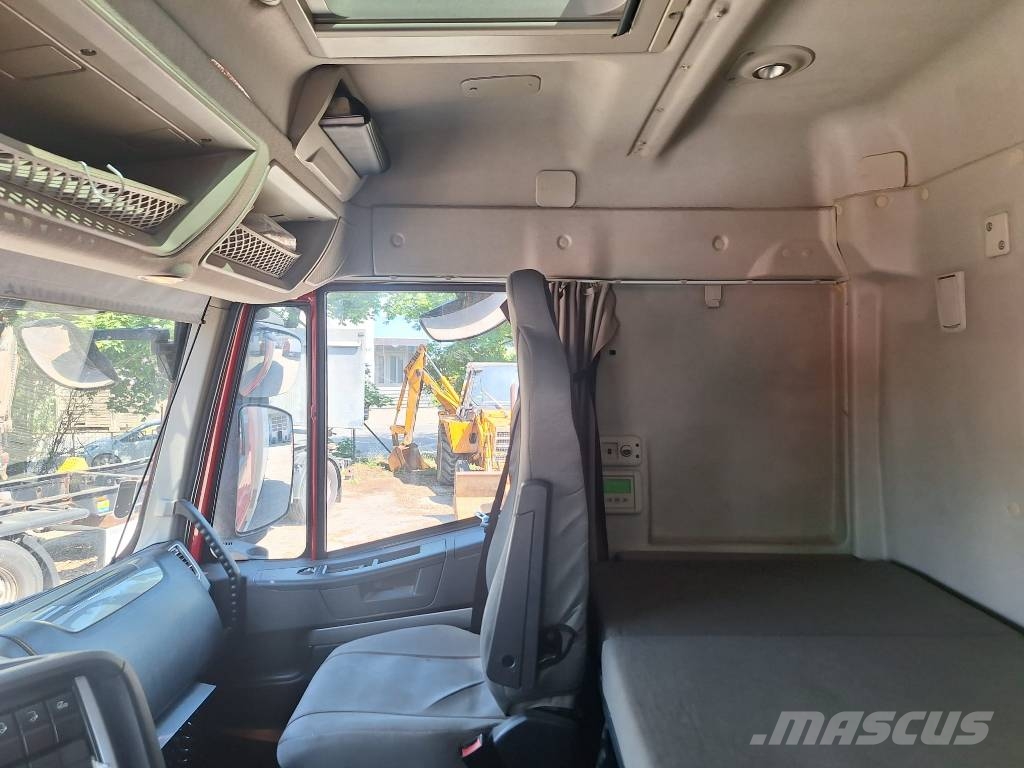 Iveco Stralis 260 S42 Camiones portavehículos